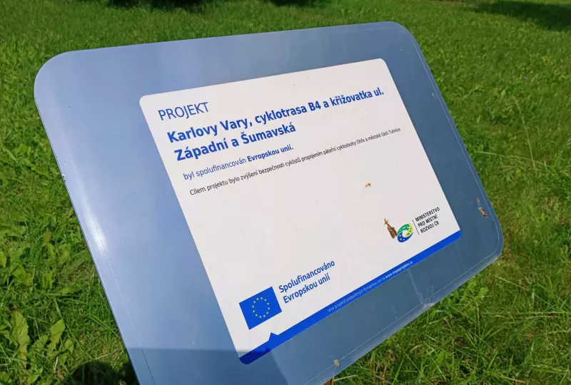 Cyklotrasa B4 a křižovatka ul. Západní a Šumavská