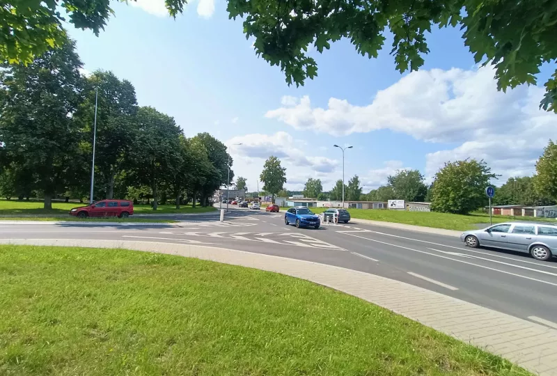 Cyklotrasa B4 a křižovatka ul. Západní a Šumavská