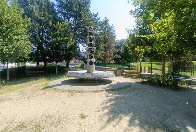 Karlovy Vary, Revitalizace lokality sídliště za Lidovým domem ve Staré Roli