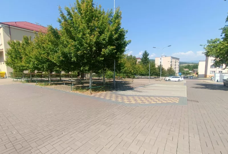 Karlovy Vary, Revitalizace lokality sídliště za Lidovým domem ve Staré Roli