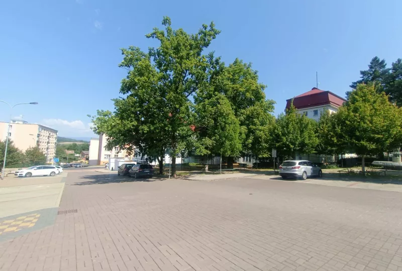 Karlovy Vary, Revitalizace lokality sídliště za Lidovým domem ve Staré Roli