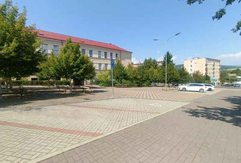Karlovy Vary, Revitalizace lokality sídliště za Lidovým domem ve Staré Roli