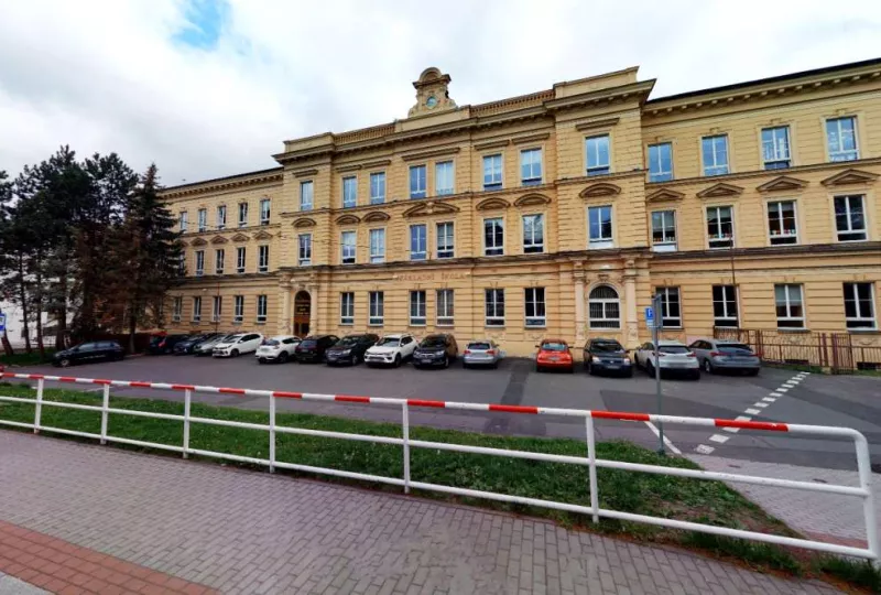 Karlovy Vary, ZŠ jazyků - odborná učebna 3. NP 